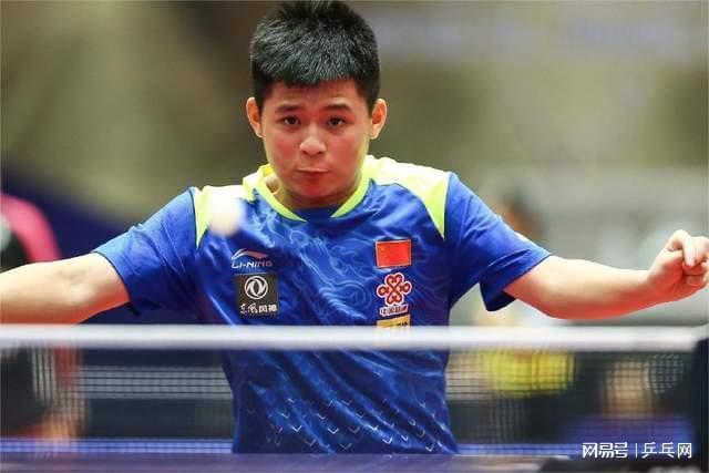 也折射出 也折射出