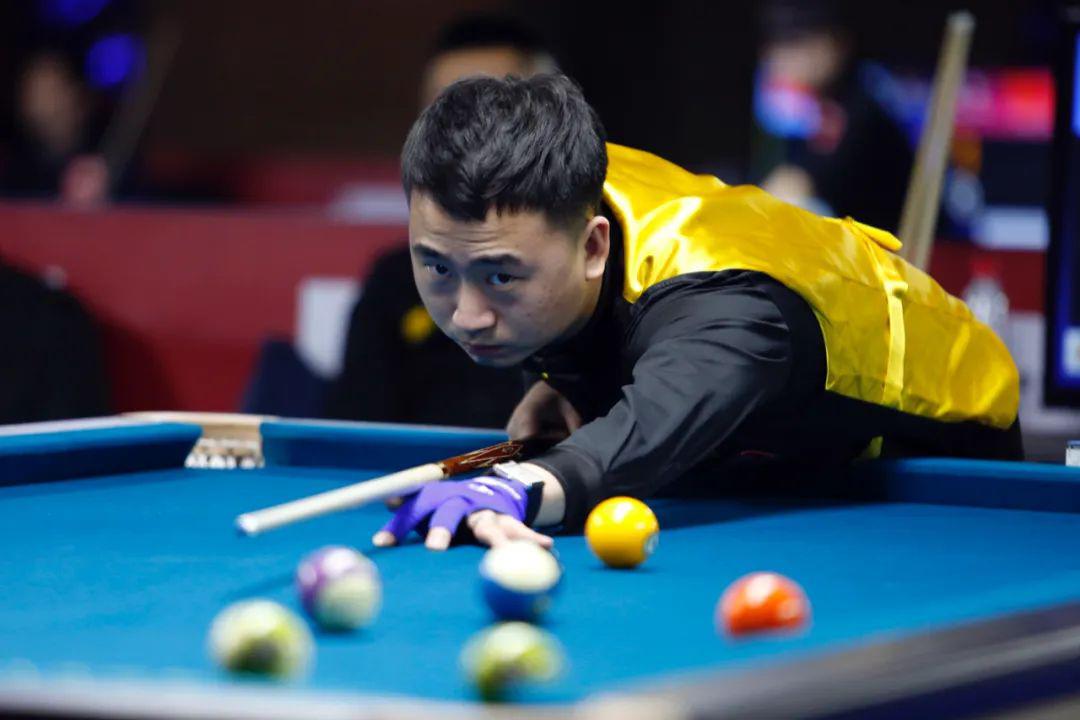 球员因赛场 球员因赛场