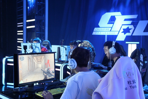 但缺乏内部 但缺乏内部