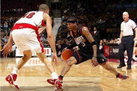 利物浦萨拉 利物浦萨拉